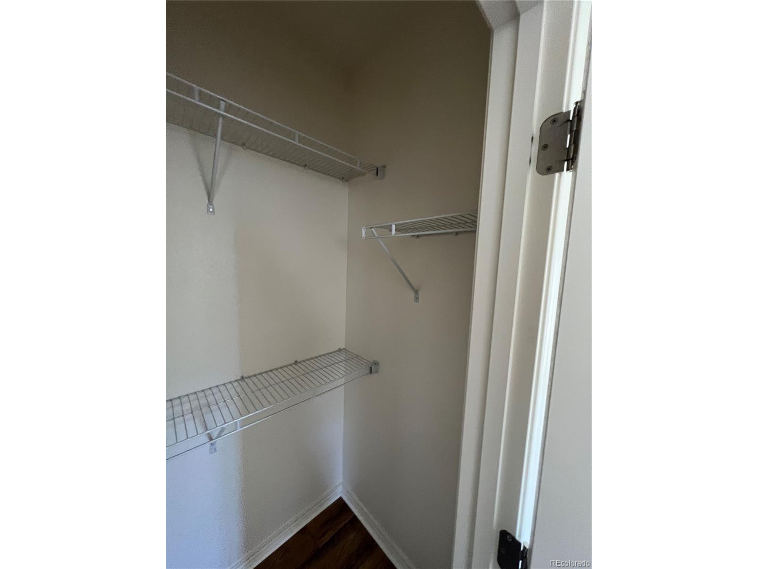 1317 Country Ct Unit: B