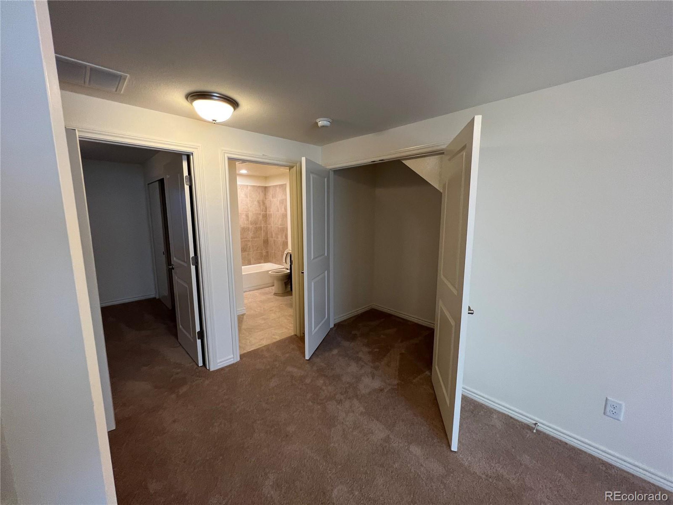 1317 Country Ct Unit: B