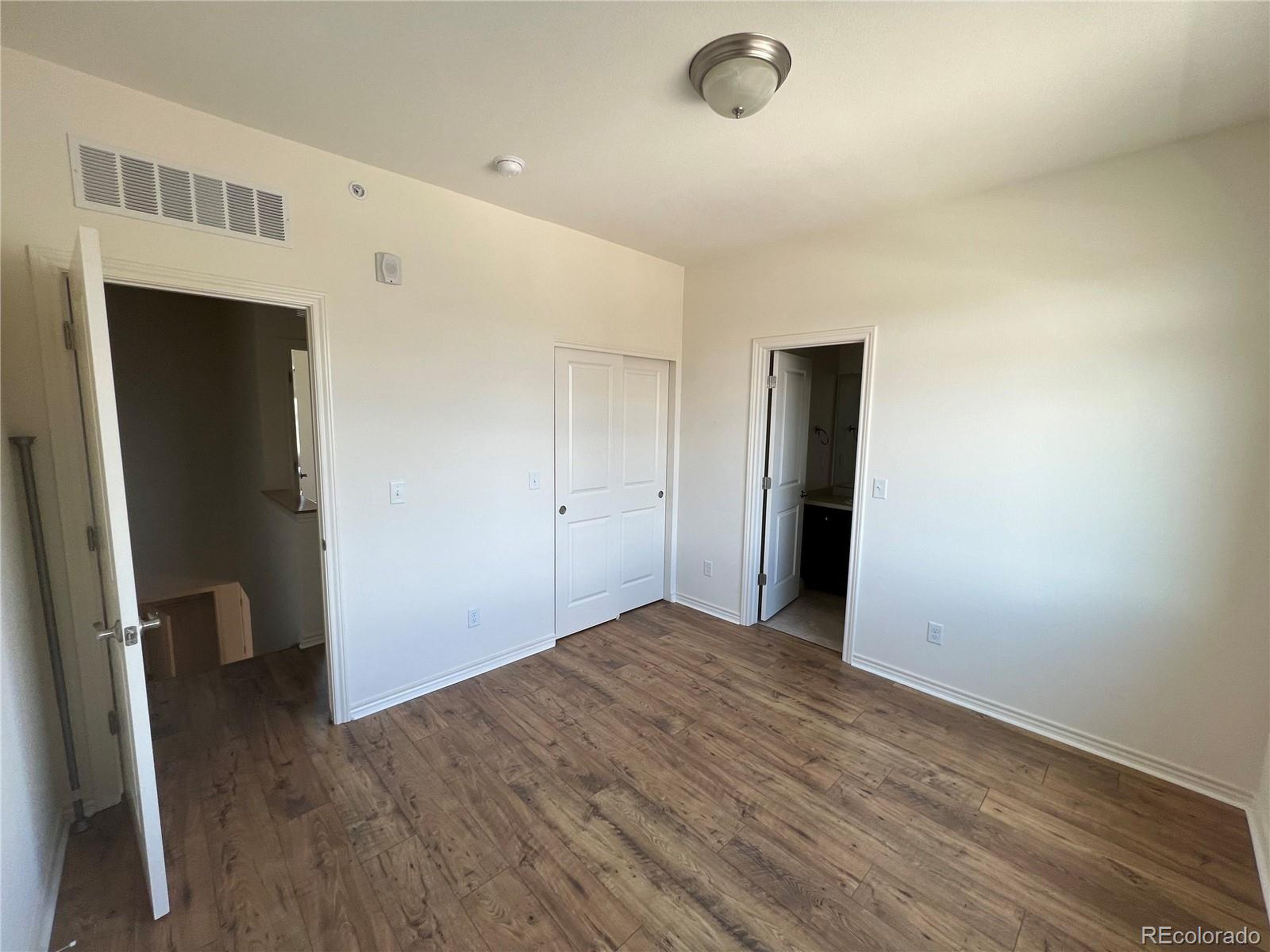 1317 Country Ct Unit: B