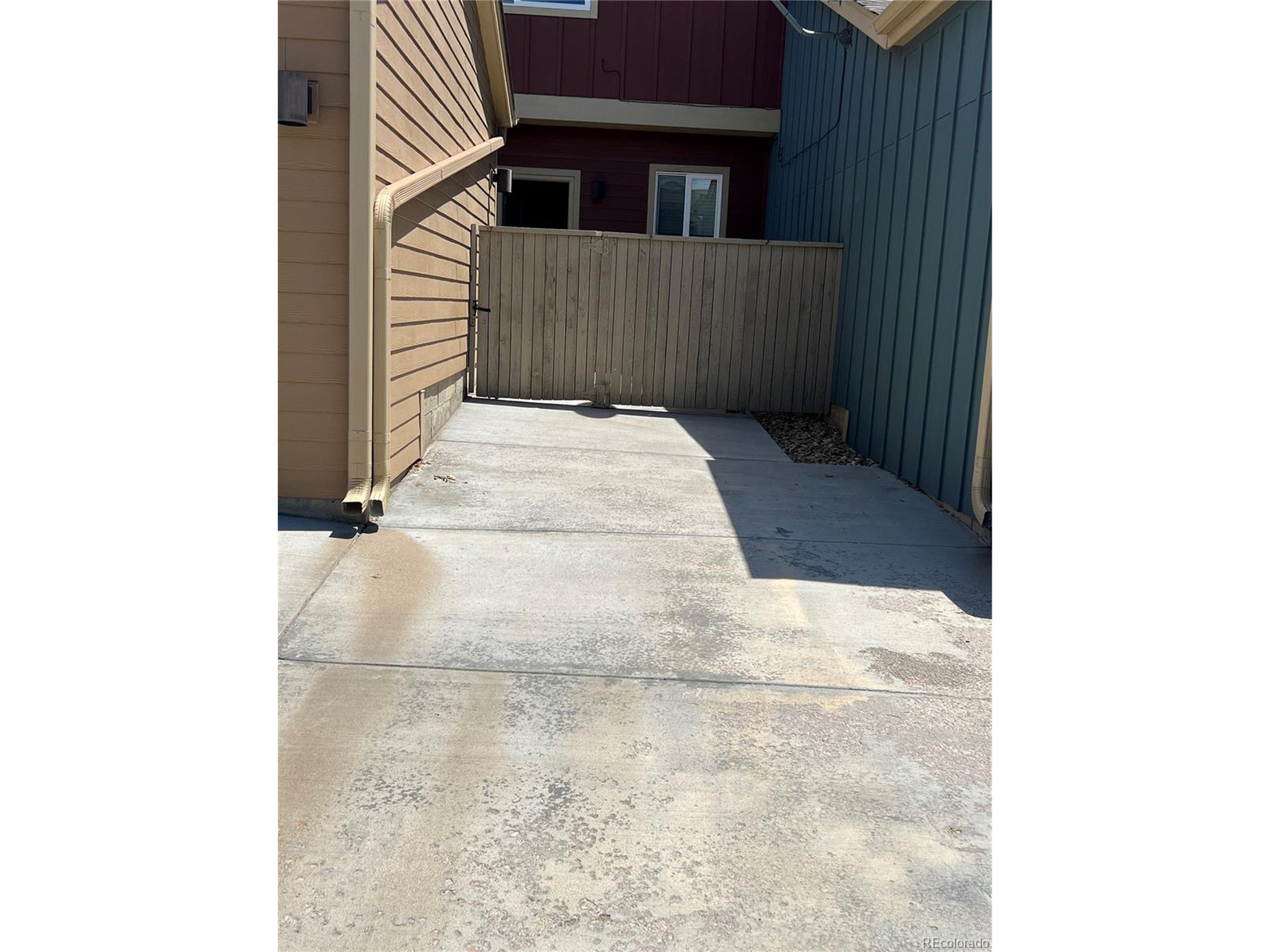 1317 Country Ct Unit: B