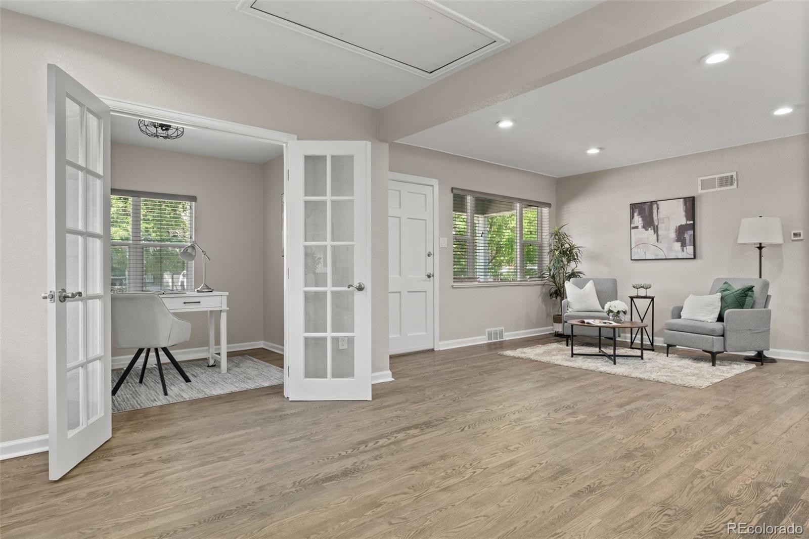 1120 S Harrison Street