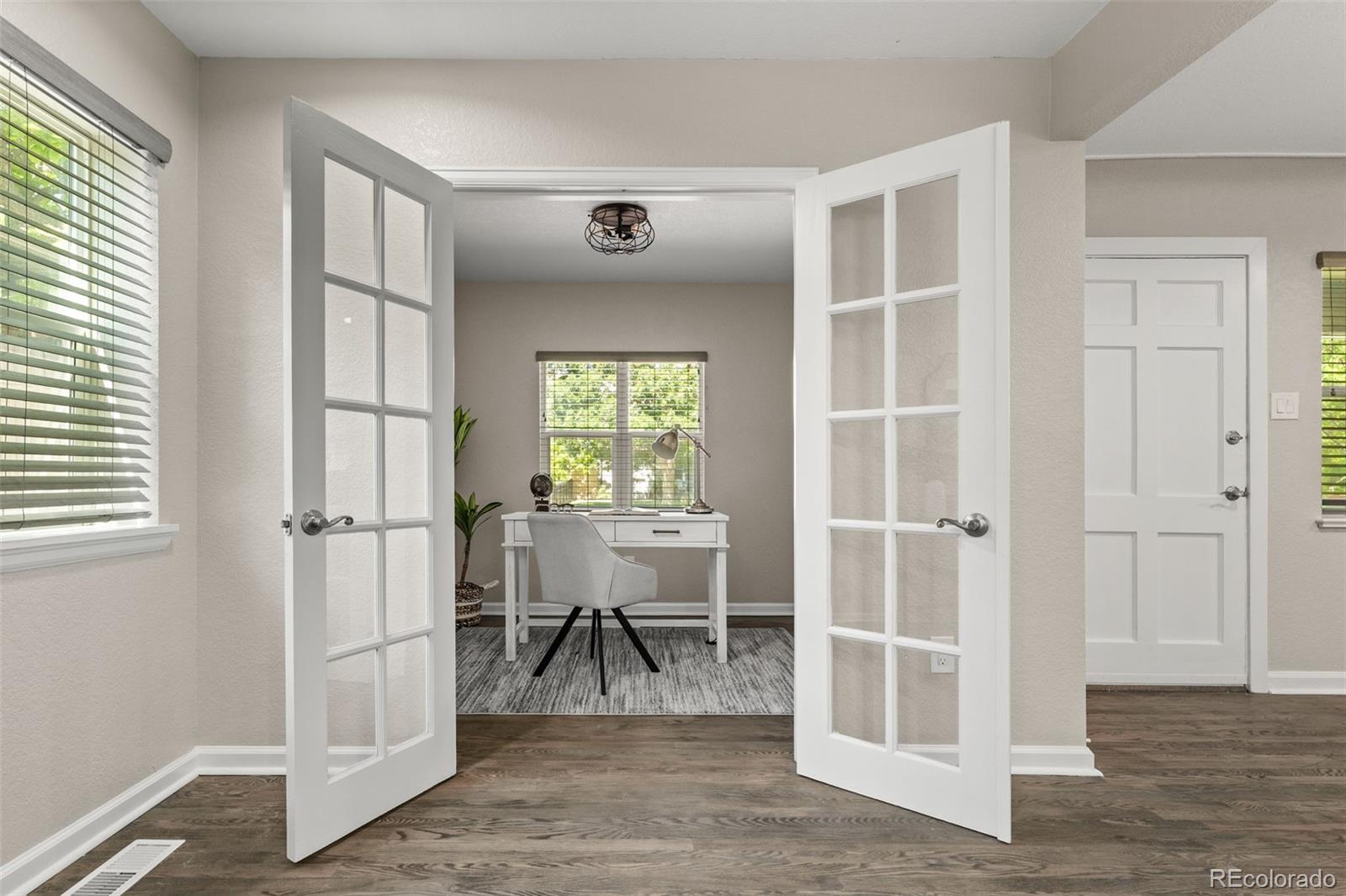 1120 S Harrison Street