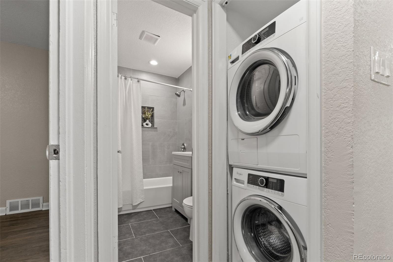 1120 S Harrison Street