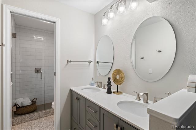 7344 S Fillmore Circle