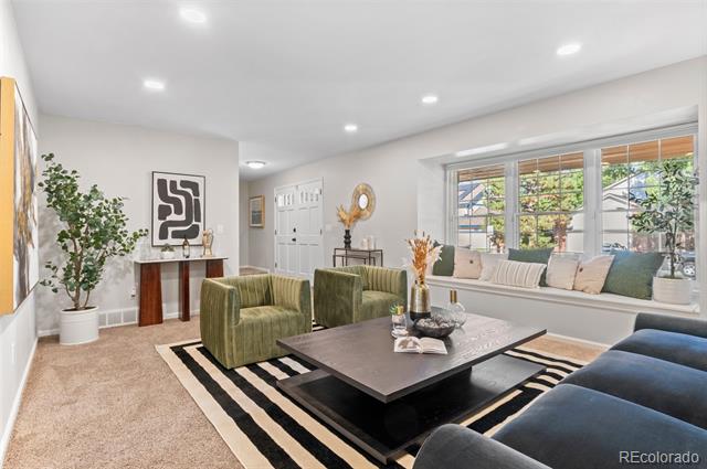 7344 S Fillmore Circle
