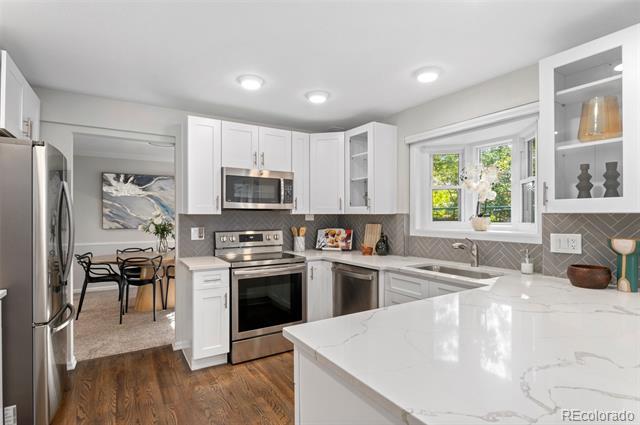 7344 S Fillmore Circle