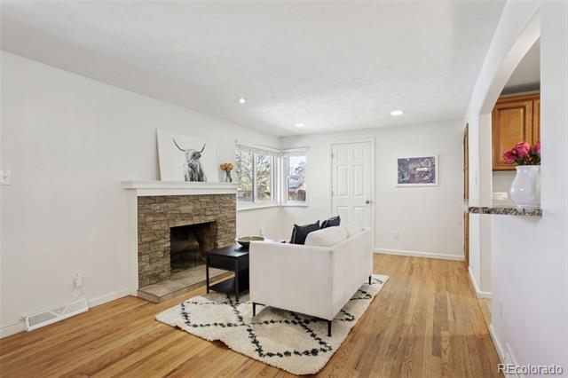 3504 W Alamo Drive