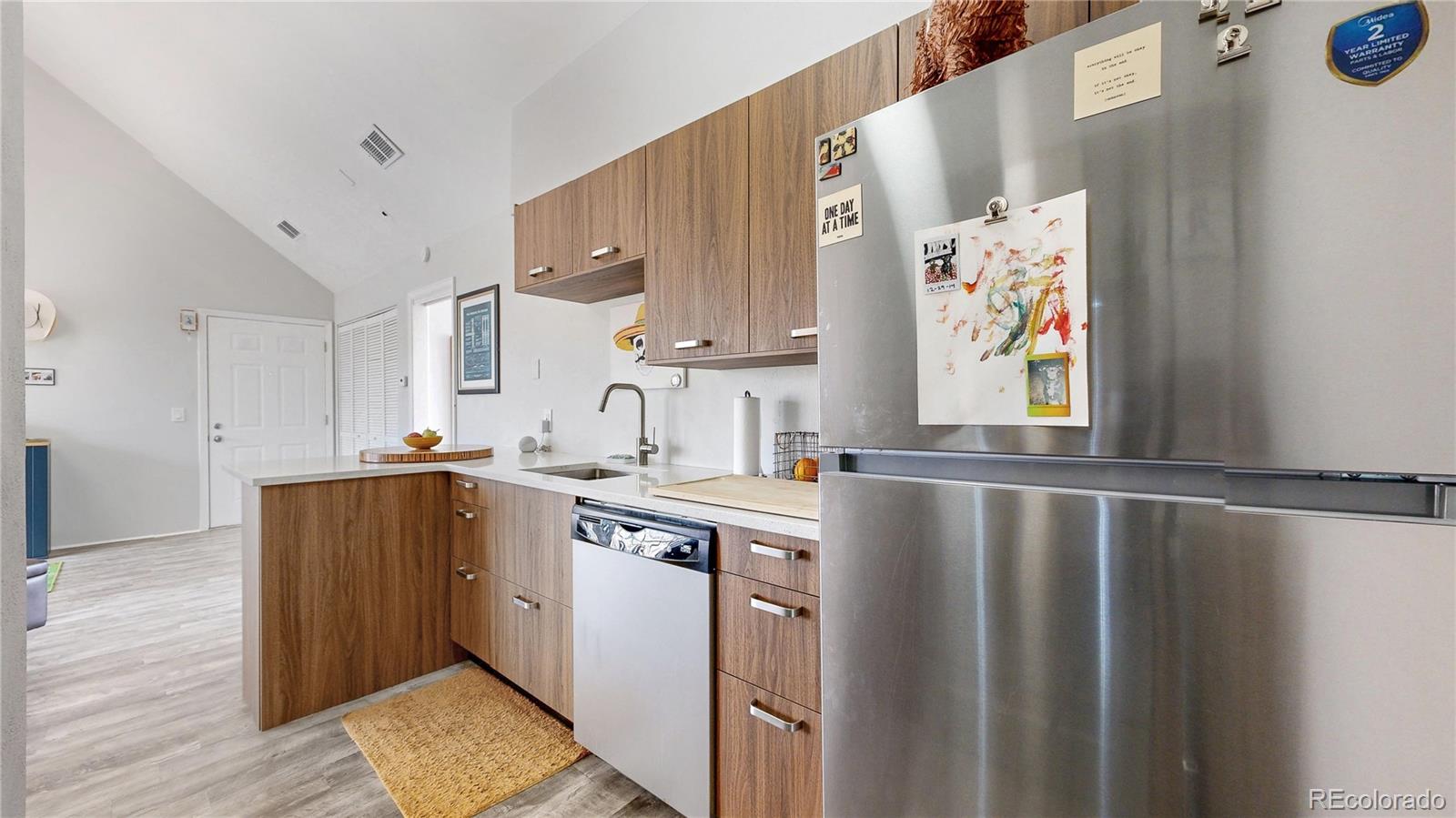 4876 E Kentucky Avenue Unit: F