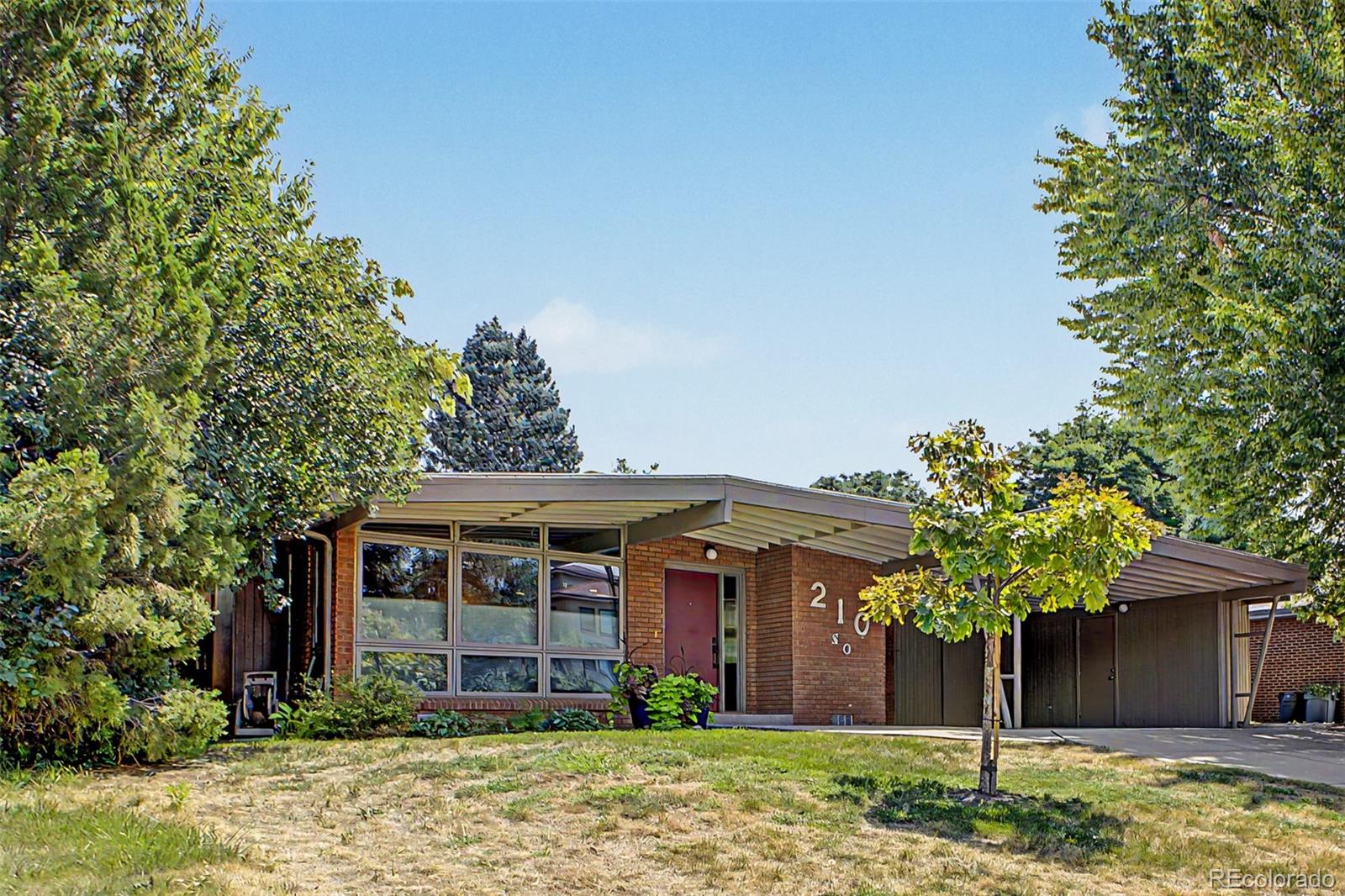 210 S Kearney Street