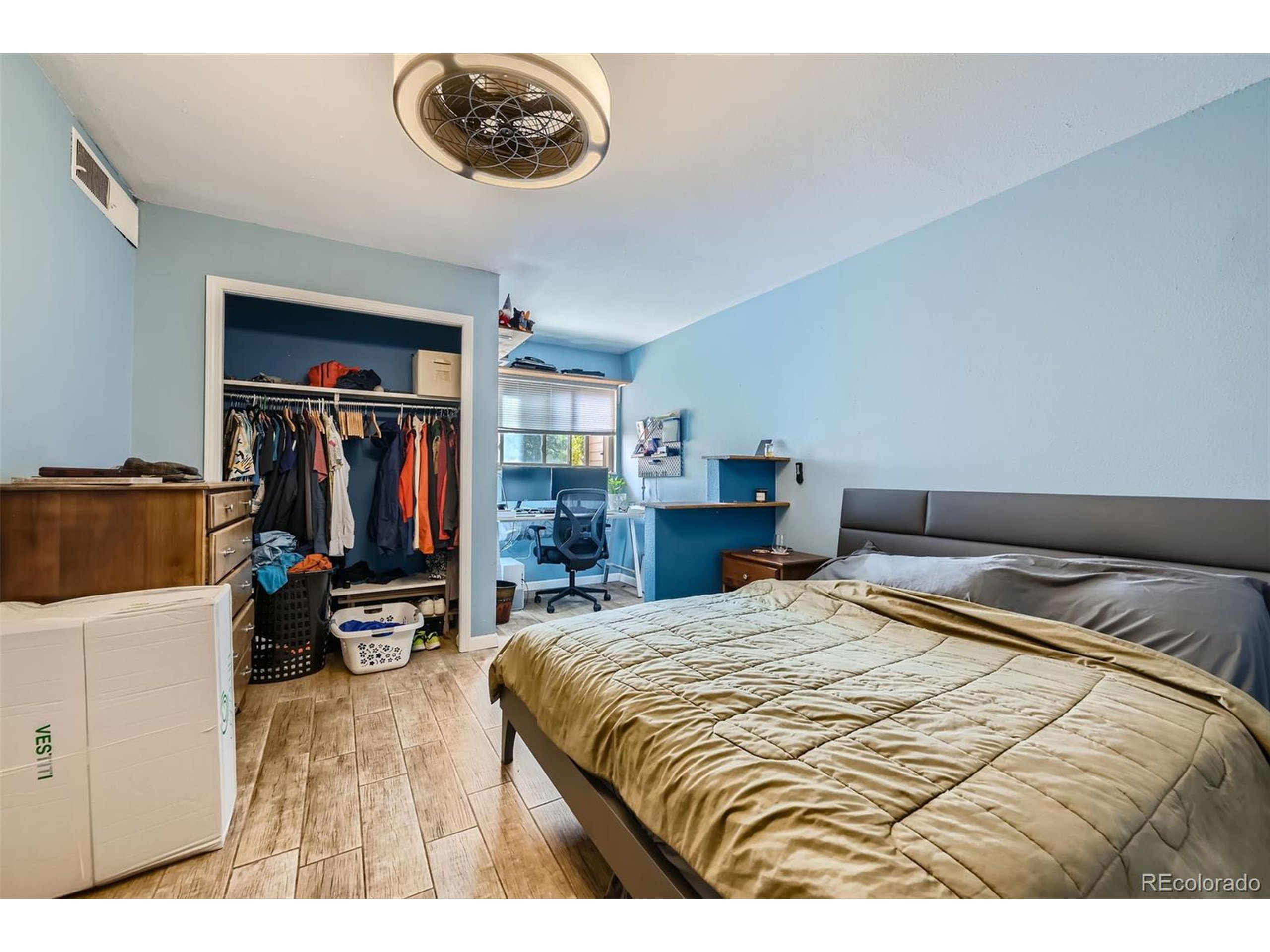 3393 Madison Ave 129