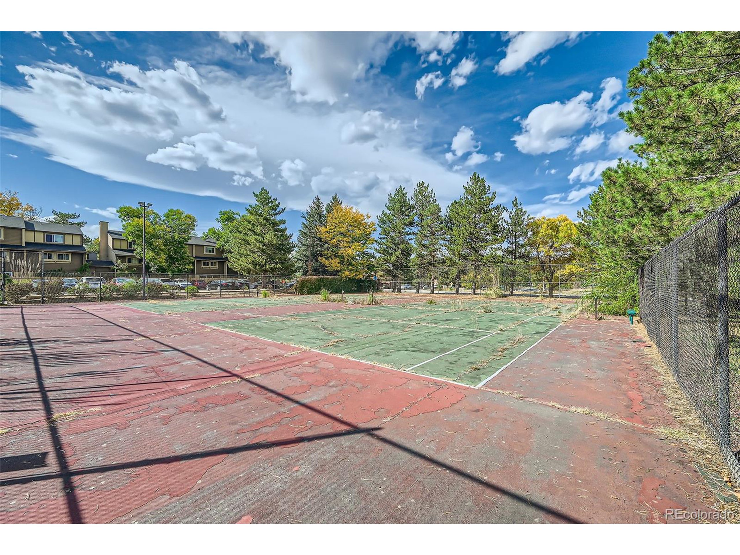 3393 Madison Ave 129