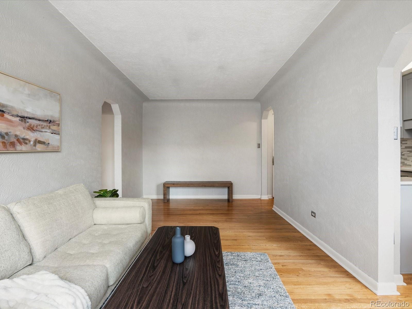 1130 N N Pennsylvania Street Unit: 306