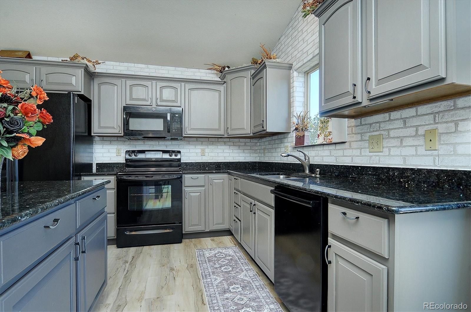 125 Raven Way