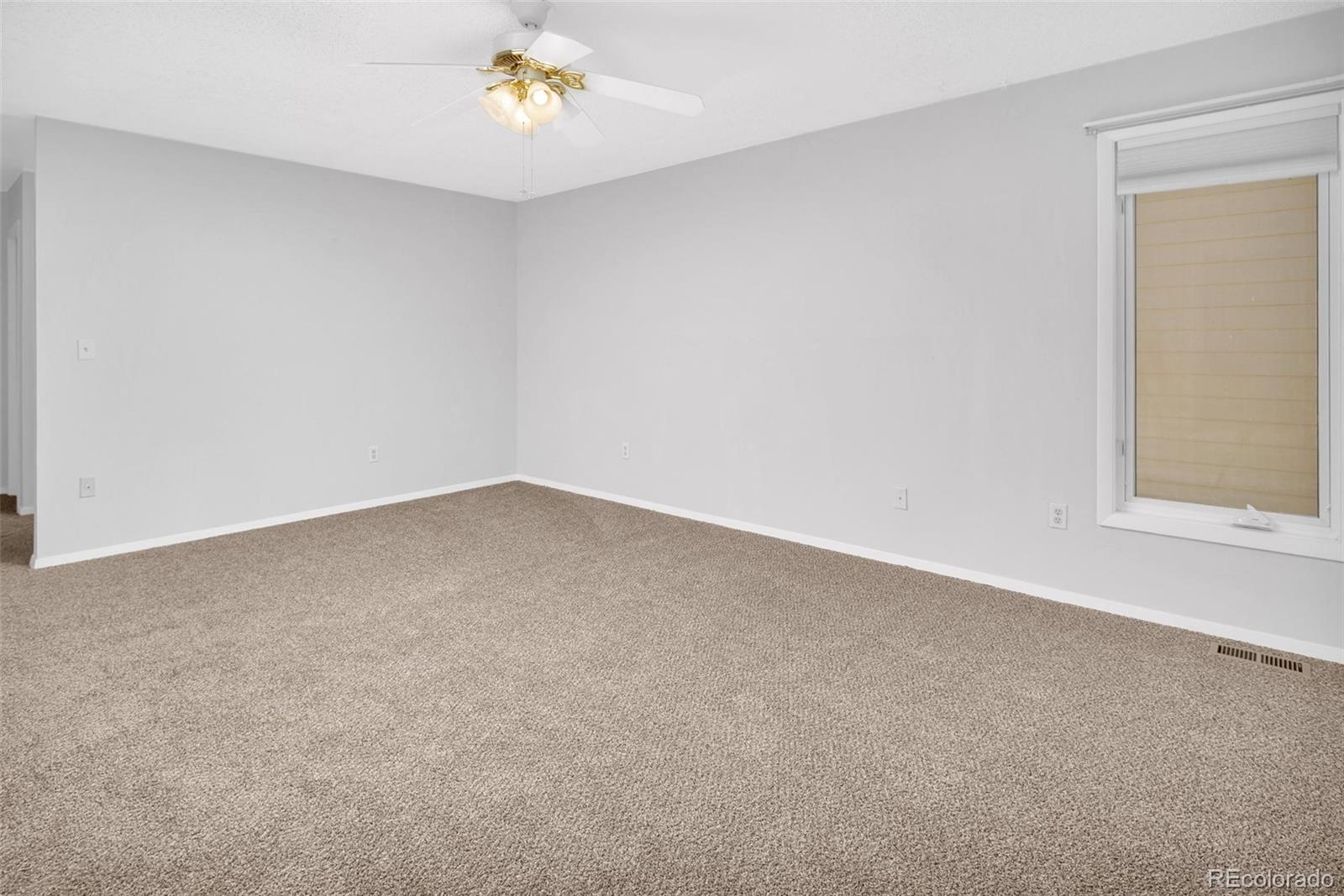 7 N Douglas Drive