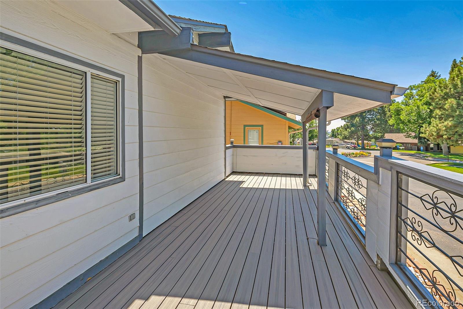 7 N Douglas Drive