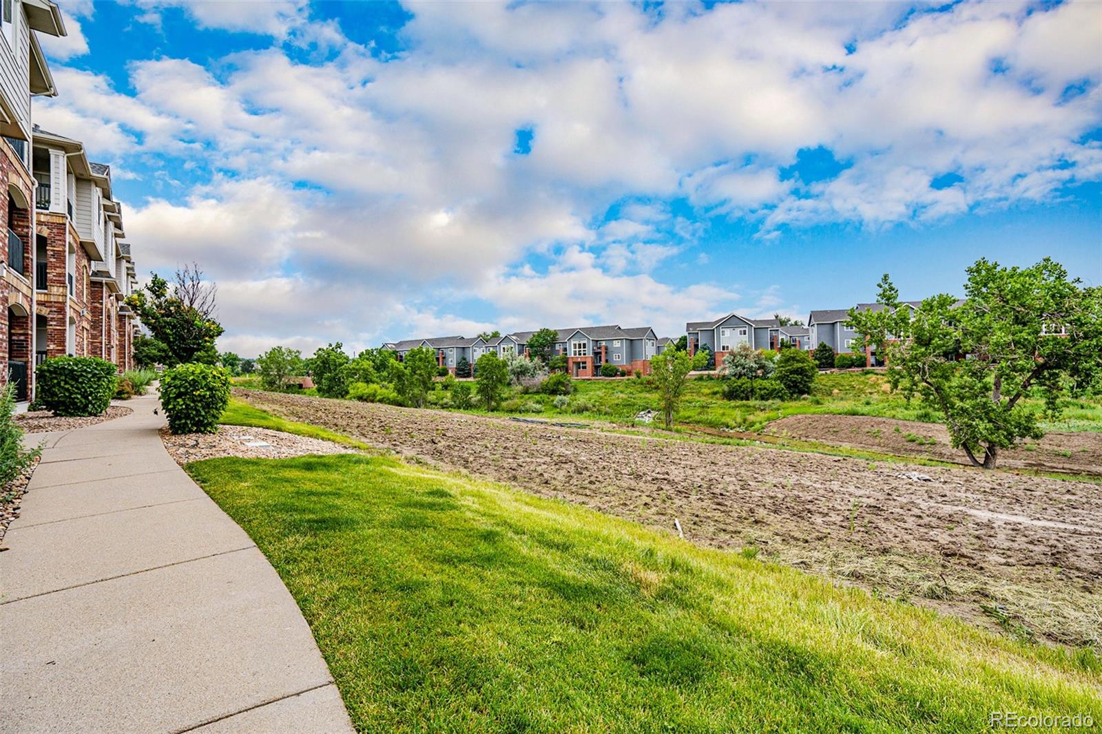 8956 Fox Drive Unit: 8-201