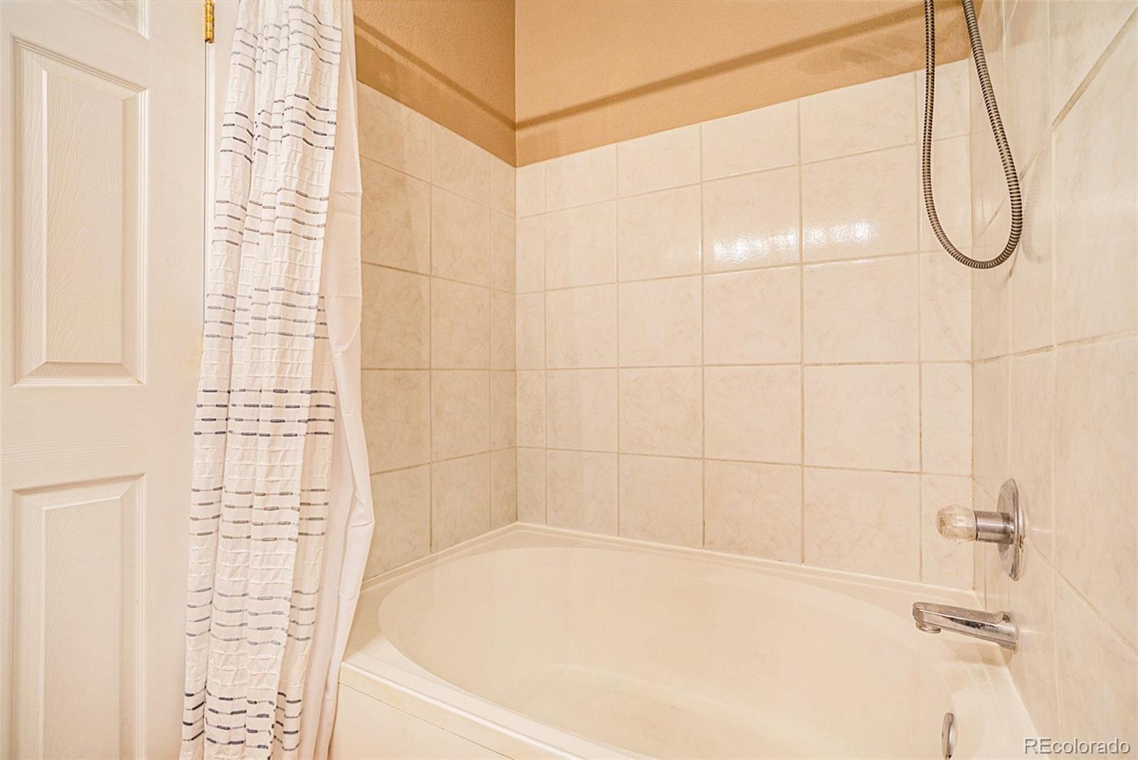 8956 Fox Drive Unit: 8-201