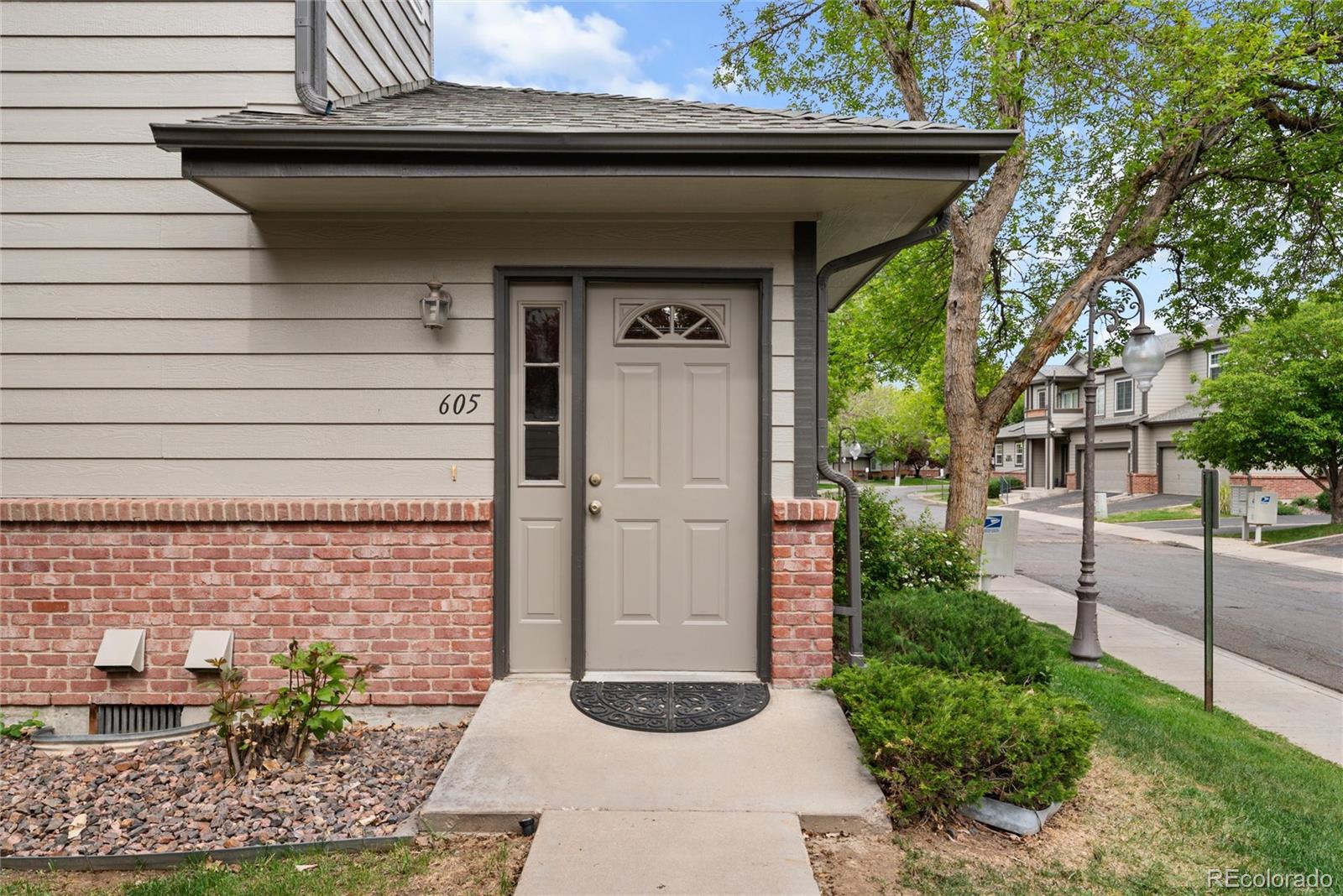 11045 Huron Street Unit: 605