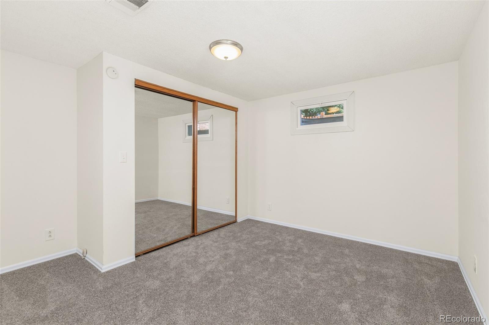 6302 W 61st Place