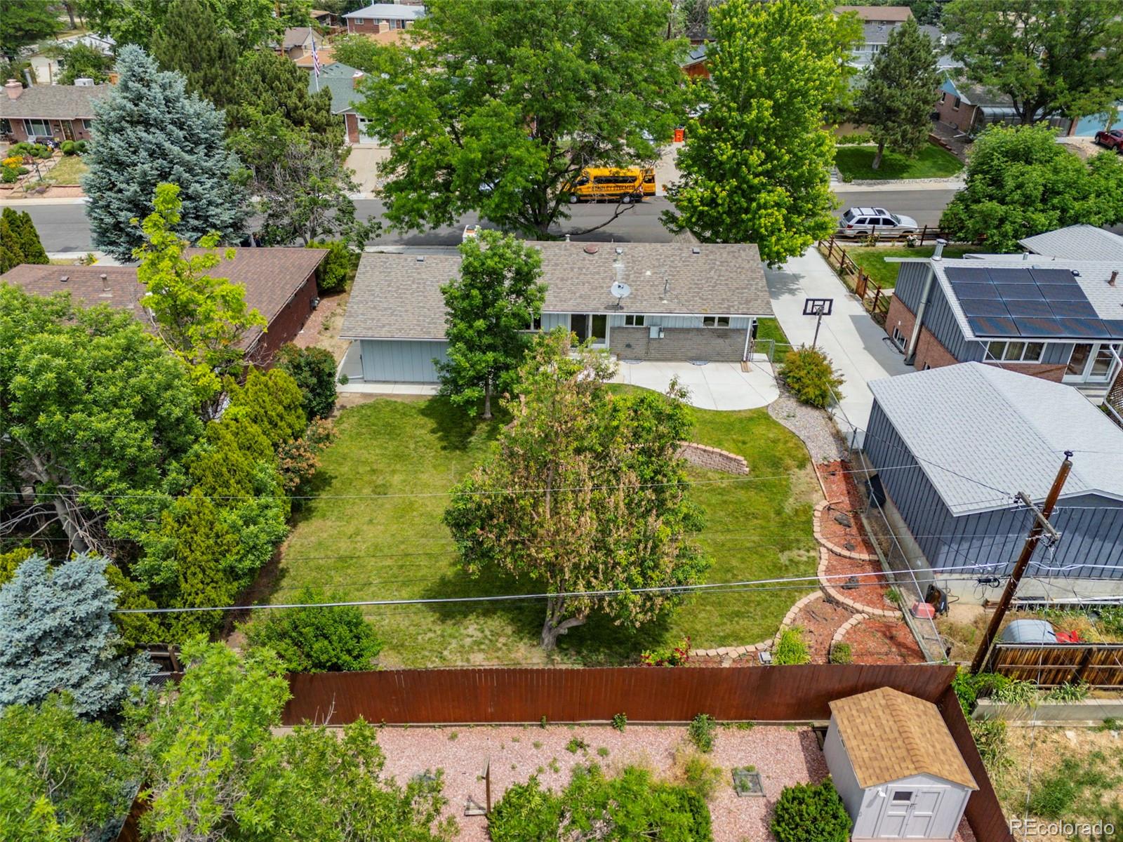 6302 W 61st Place