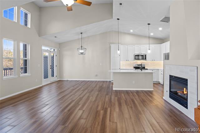 6701 S Versailles Way Unit: 105