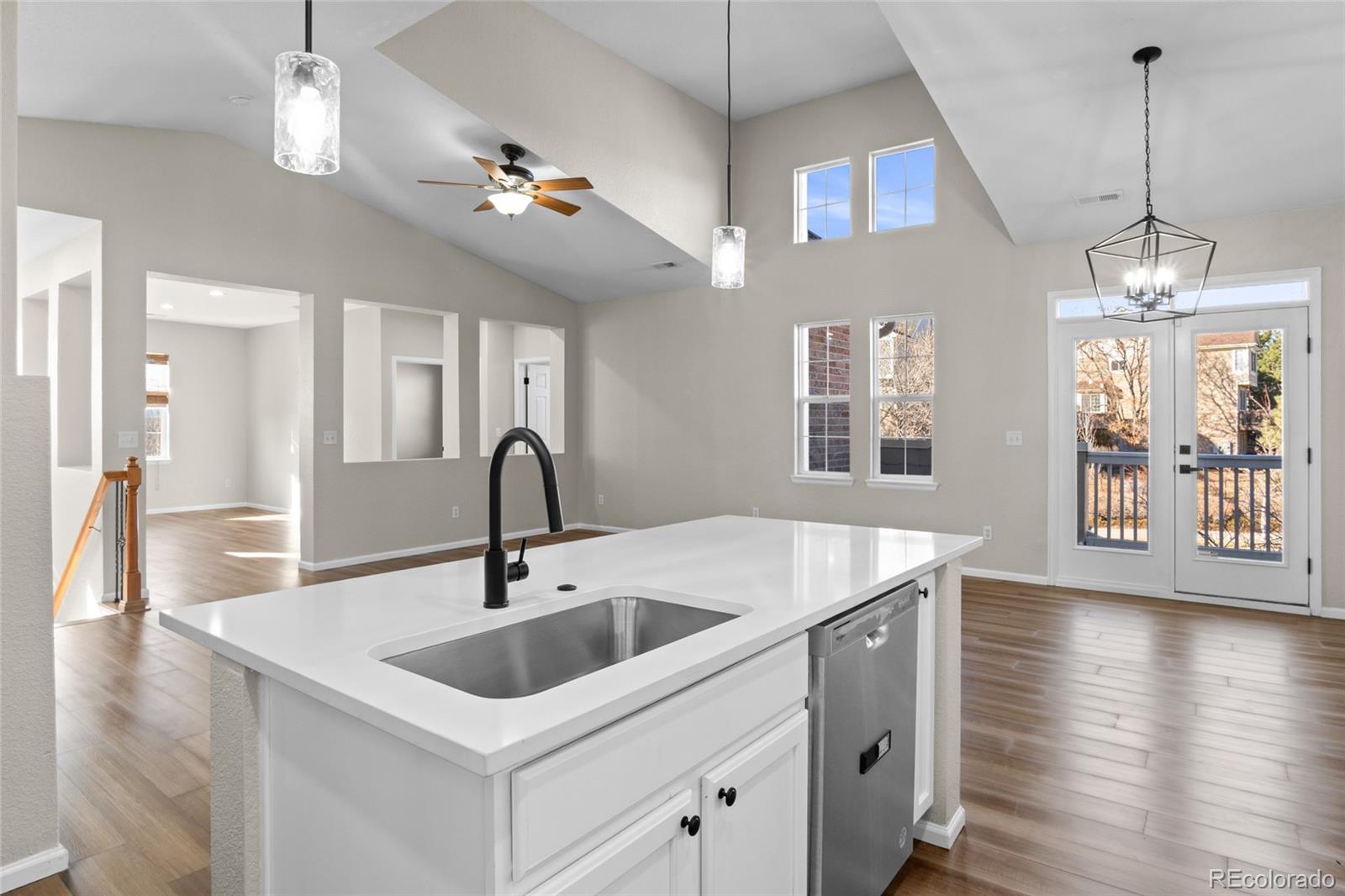 6701 S Versailles Way Unit: 105