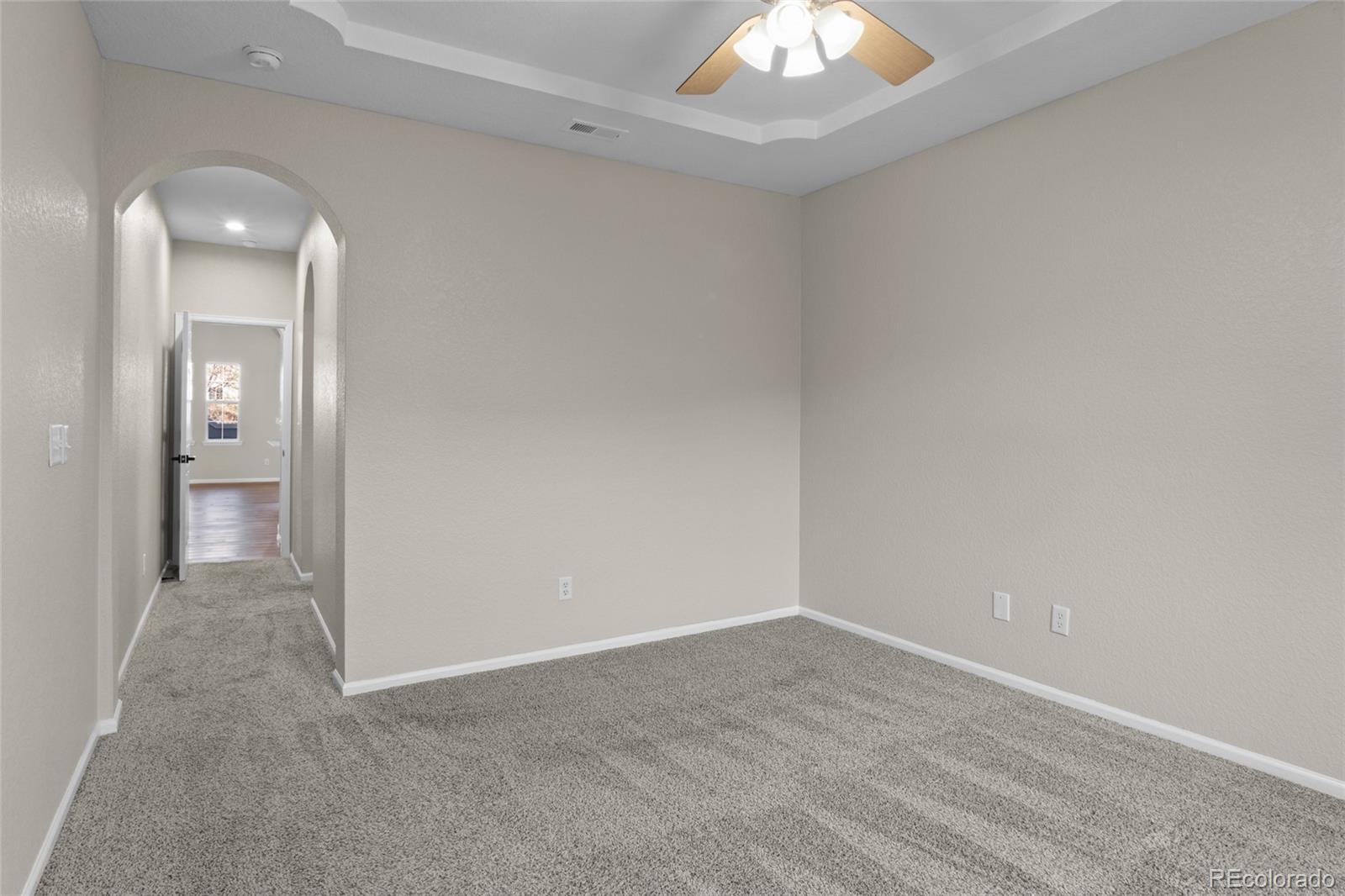 6701 S Versailles Way Unit: 105