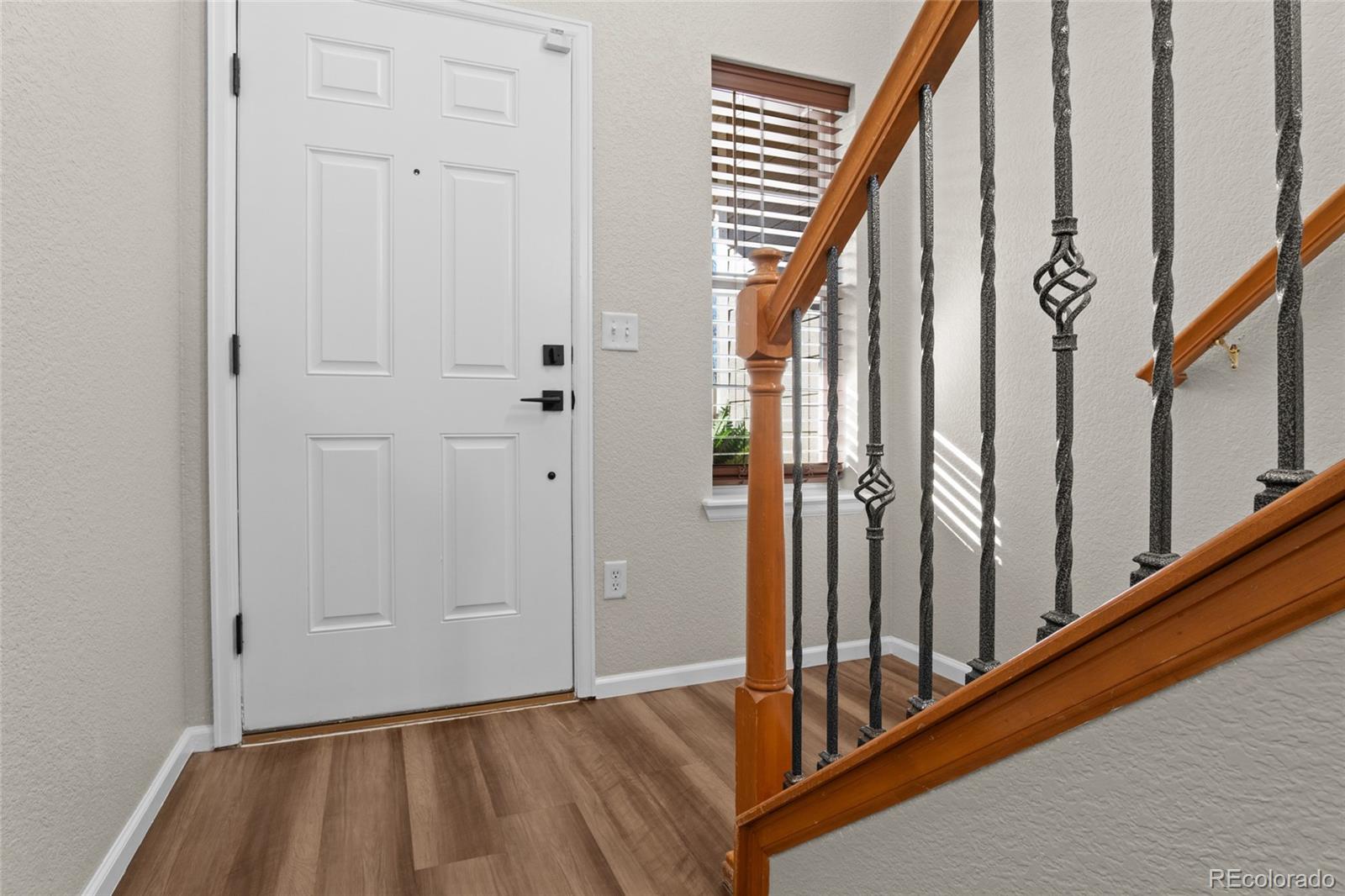 6701 S Versailles Way Unit: 105