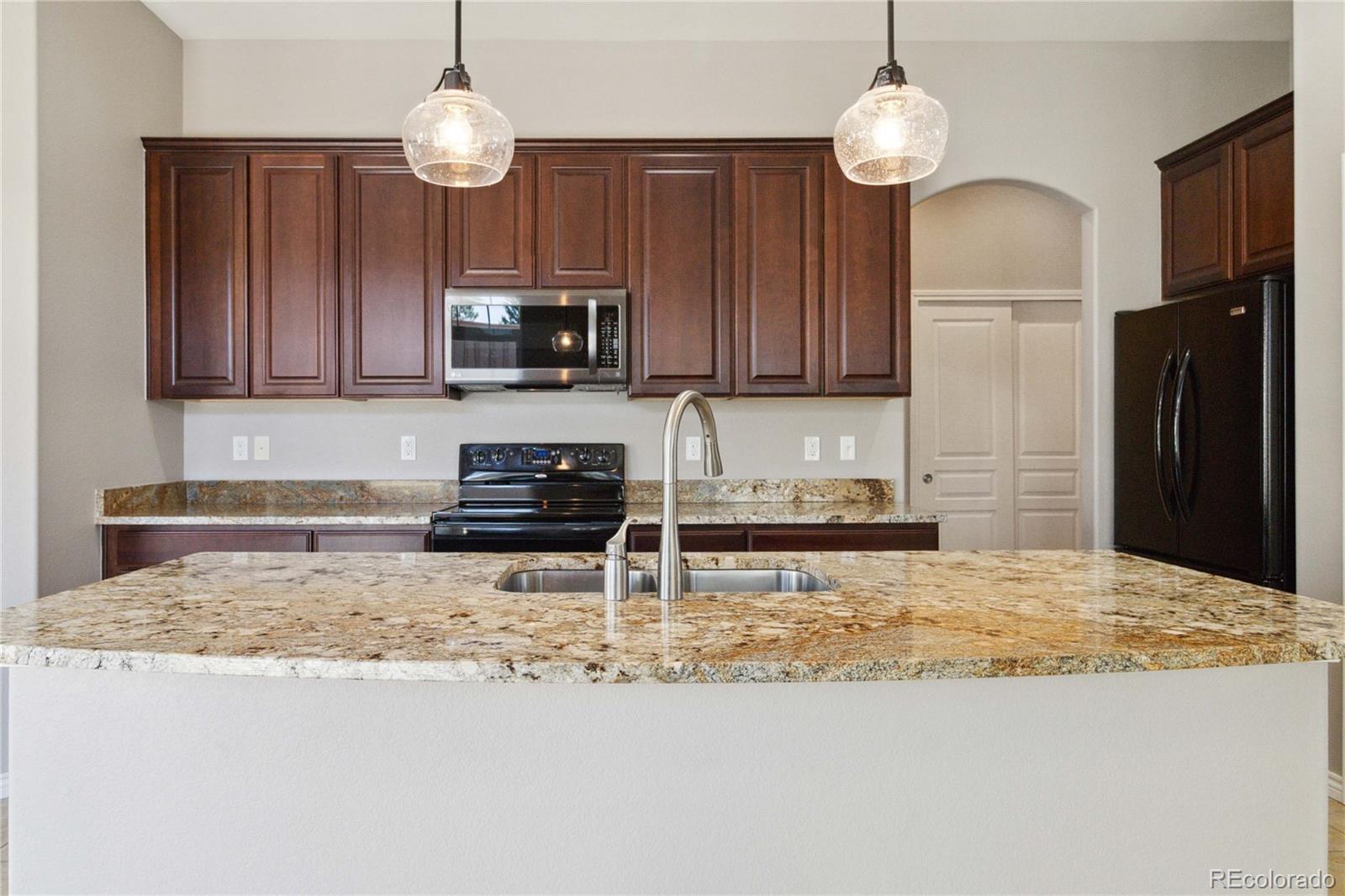 5895 S Taft Court Unit: H