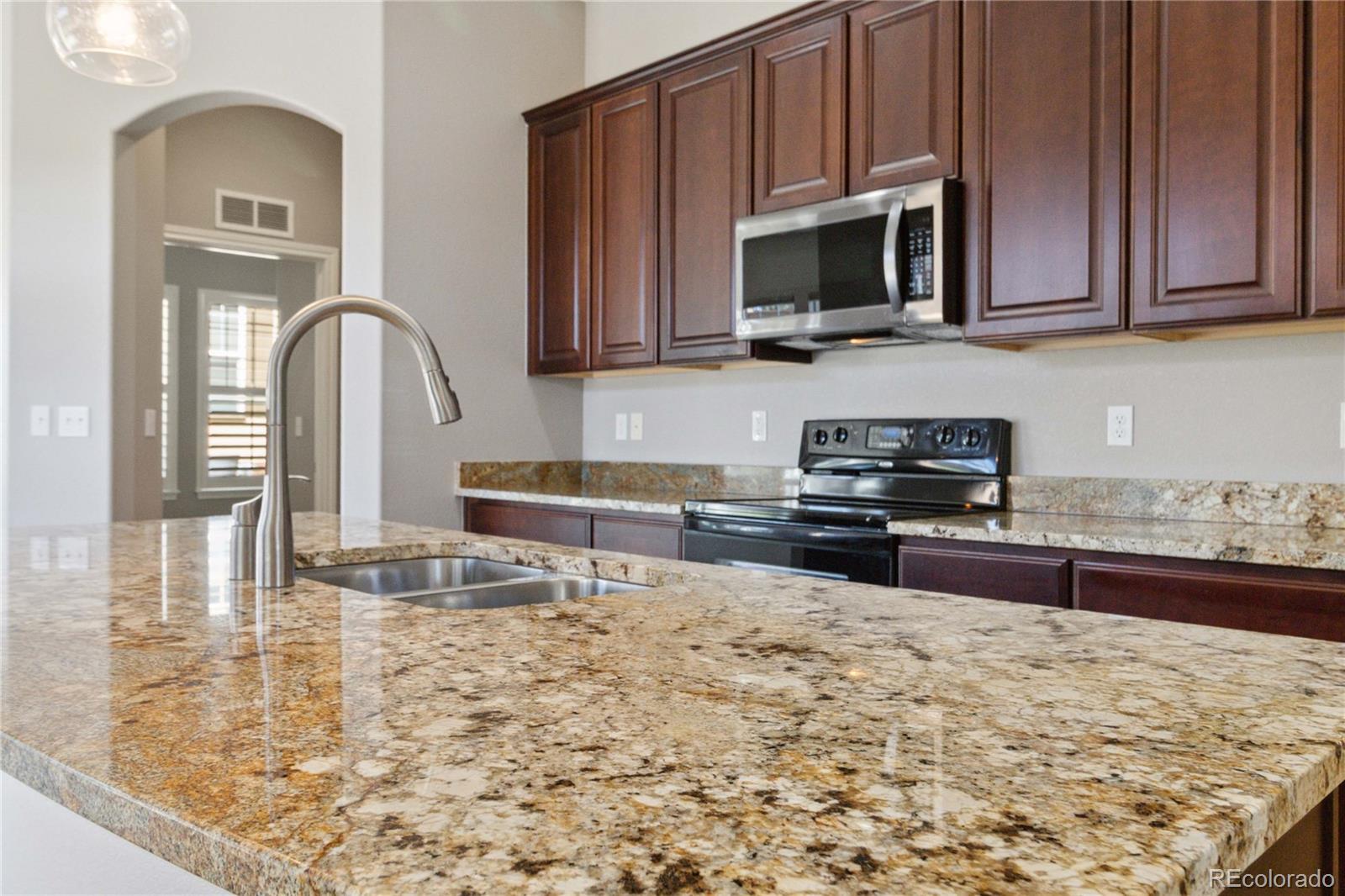 5895 S Taft Court Unit: H