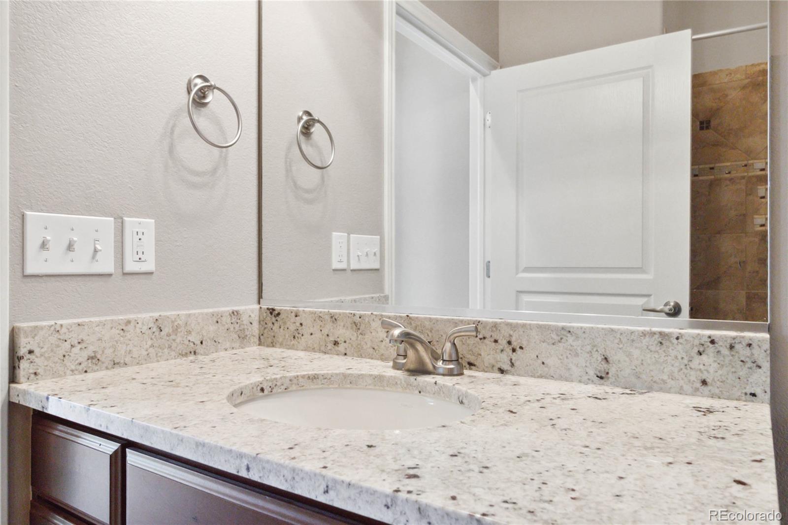 5895 S Taft Court Unit: H