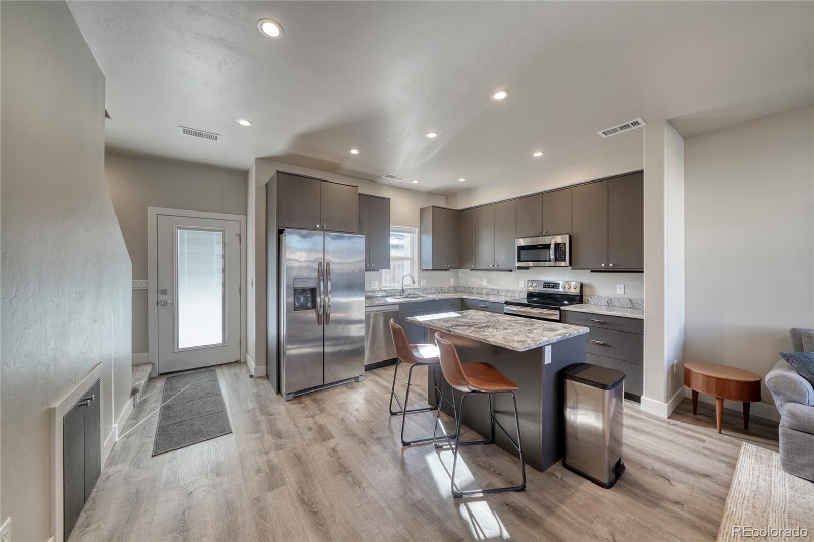 1005 Dezi Drive Unit: C