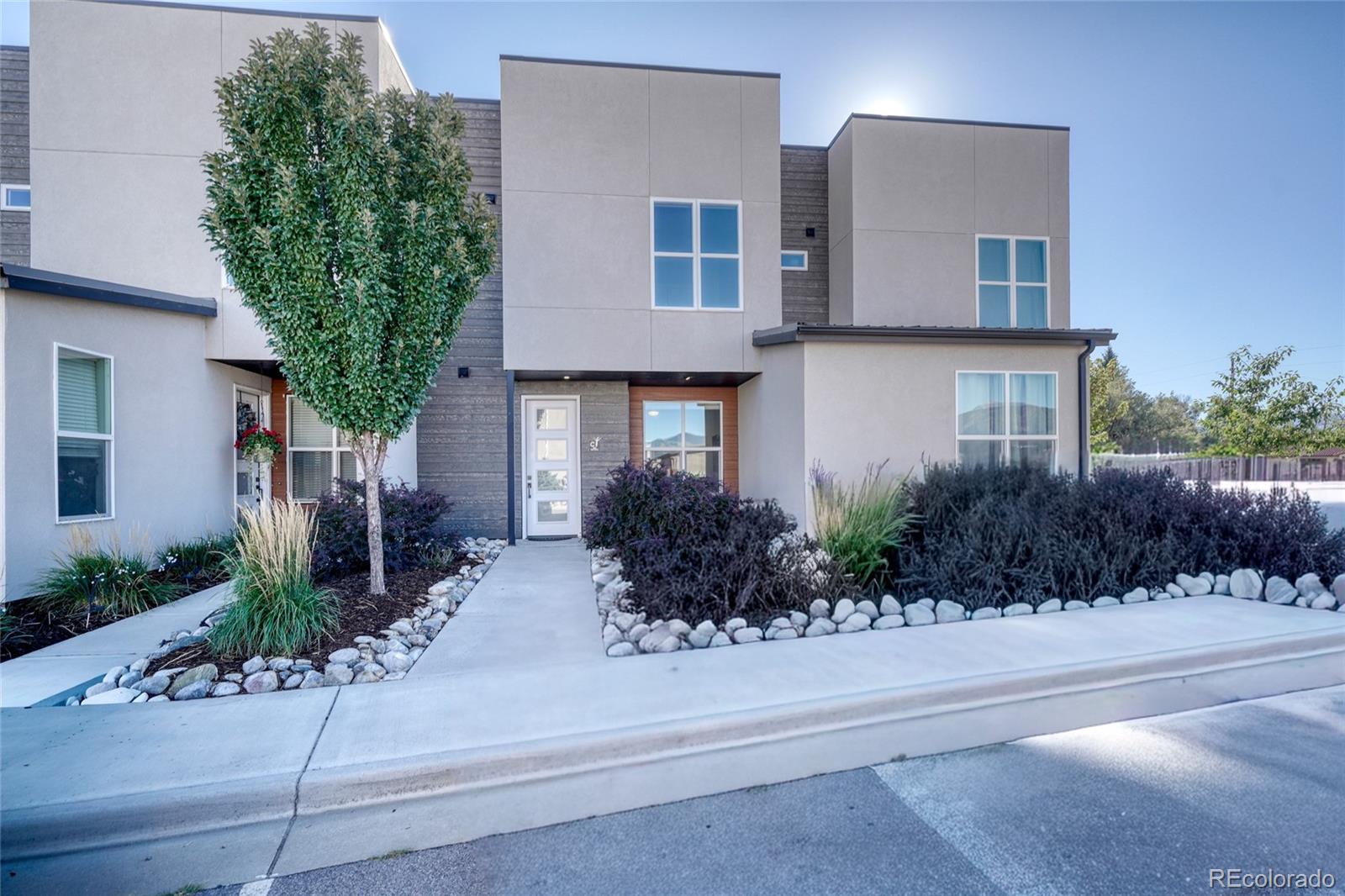 1005 Dezi Drive Unit: C