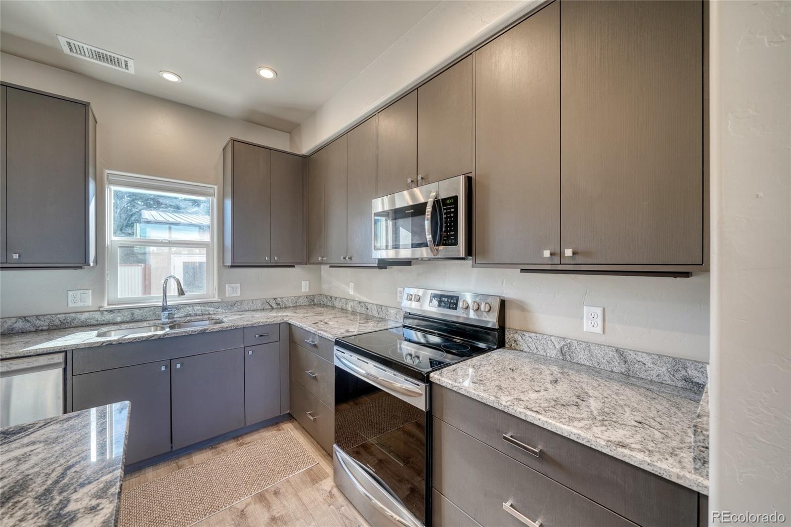 1005 Dezi Drive Unit: C