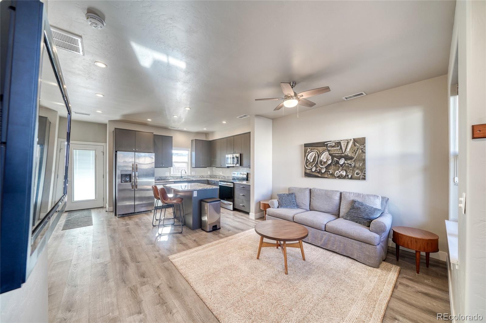 1005 Dezi Drive Unit: C