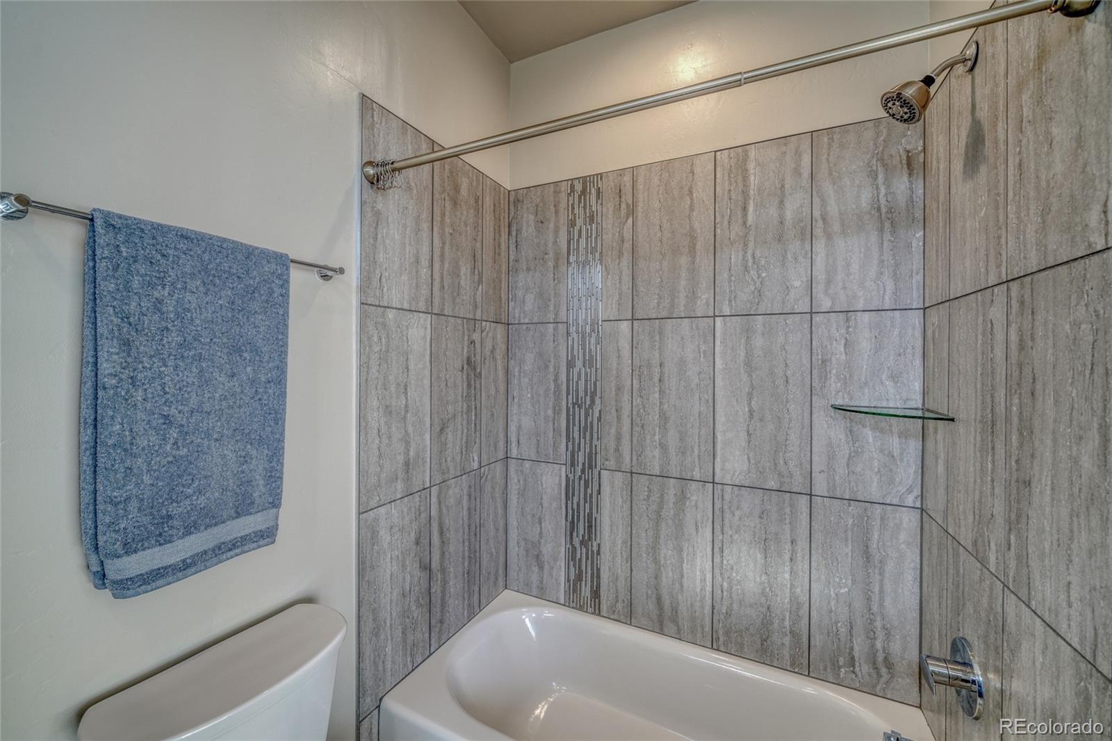 1005 Dezi Drive Unit: C