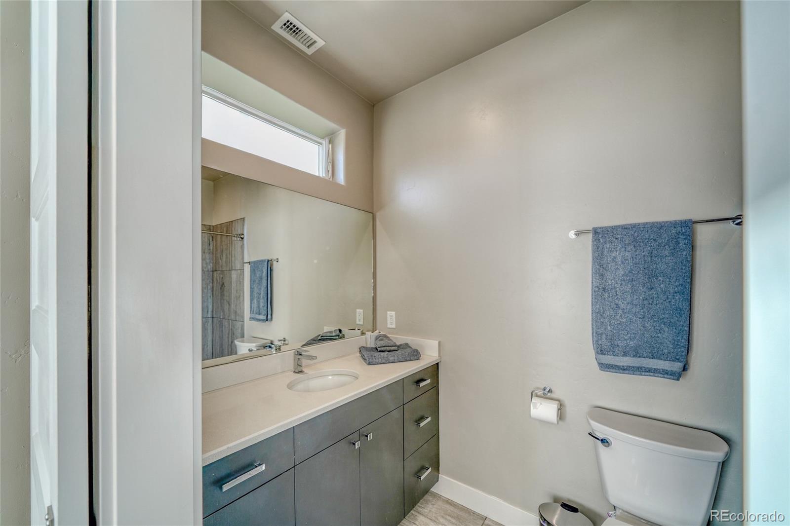 1005 Dezi Drive Unit: C