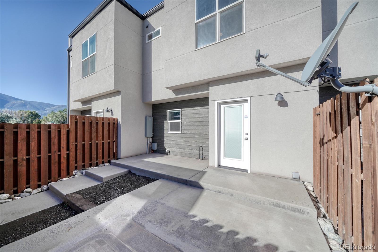 1005 Dezi Drive Unit: C