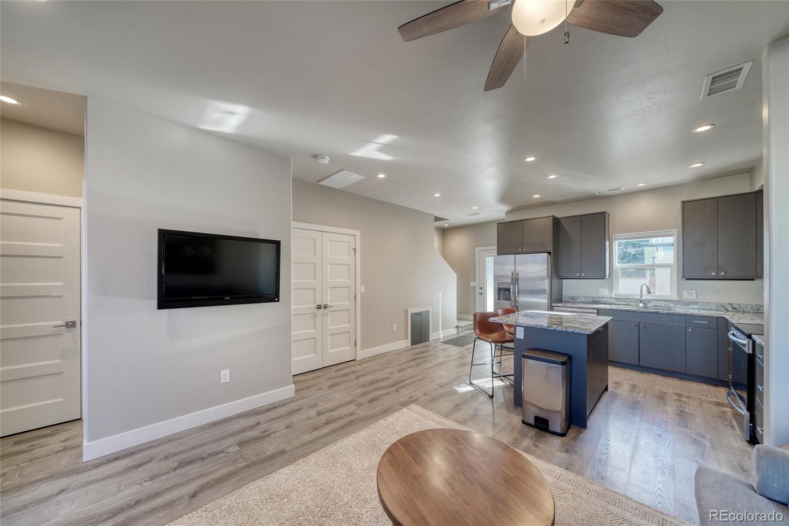 1005 Dezi Drive Unit: C