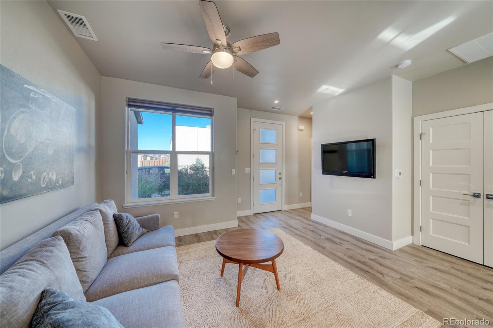 1005 Dezi Drive Unit: C