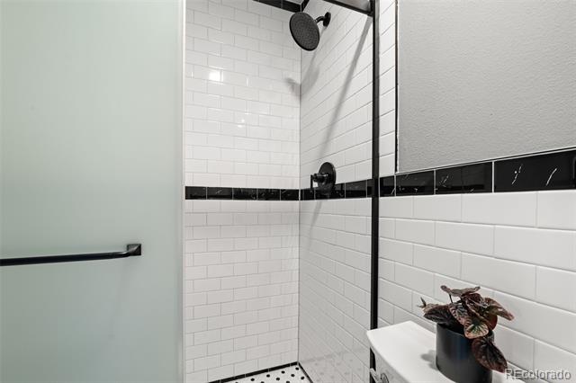 1811 S Quebec Way Unit: 17