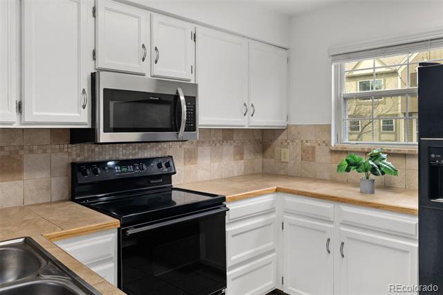 1811 S Quebec Way Unit: 17