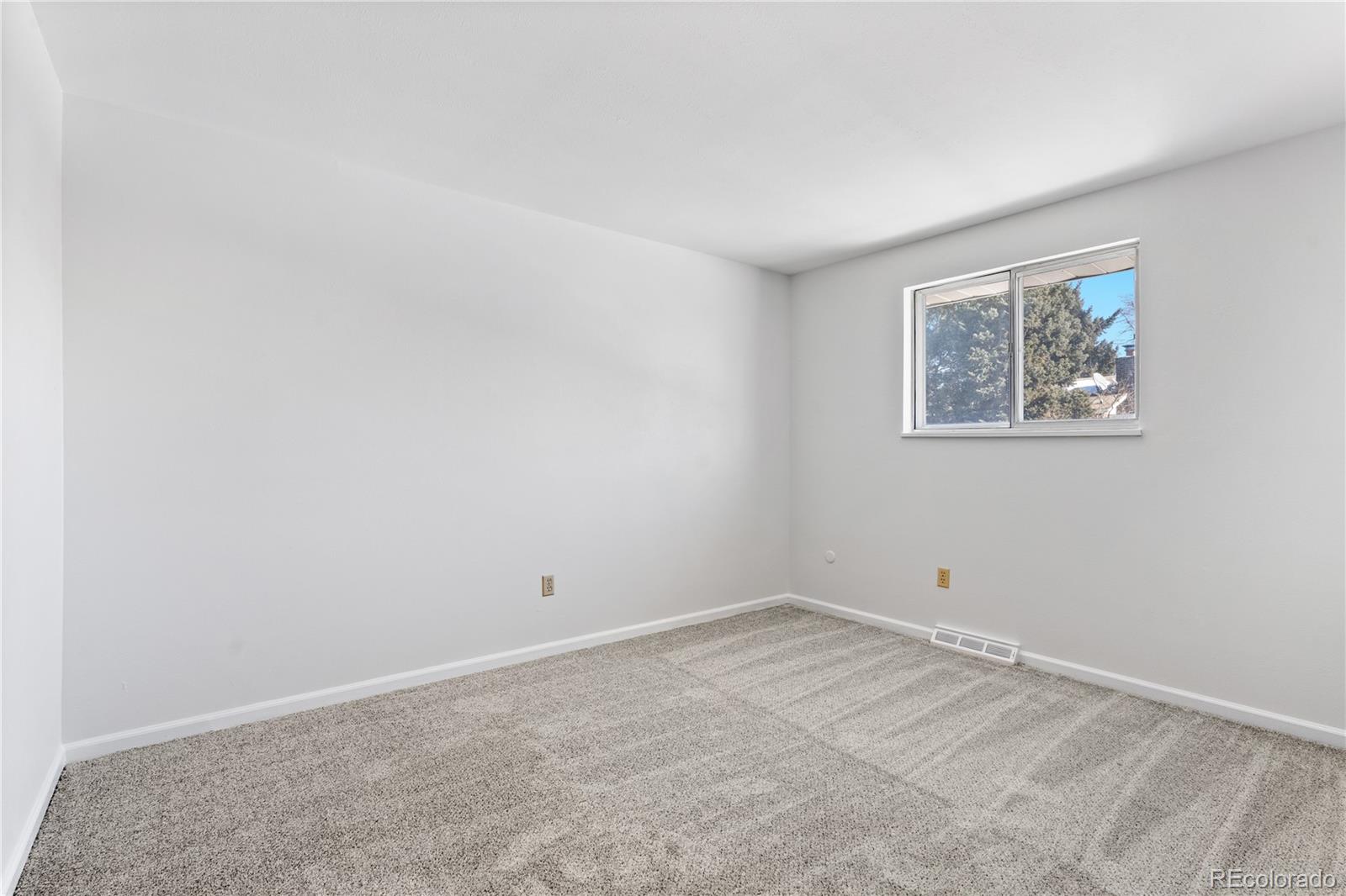 684 Ouray Way