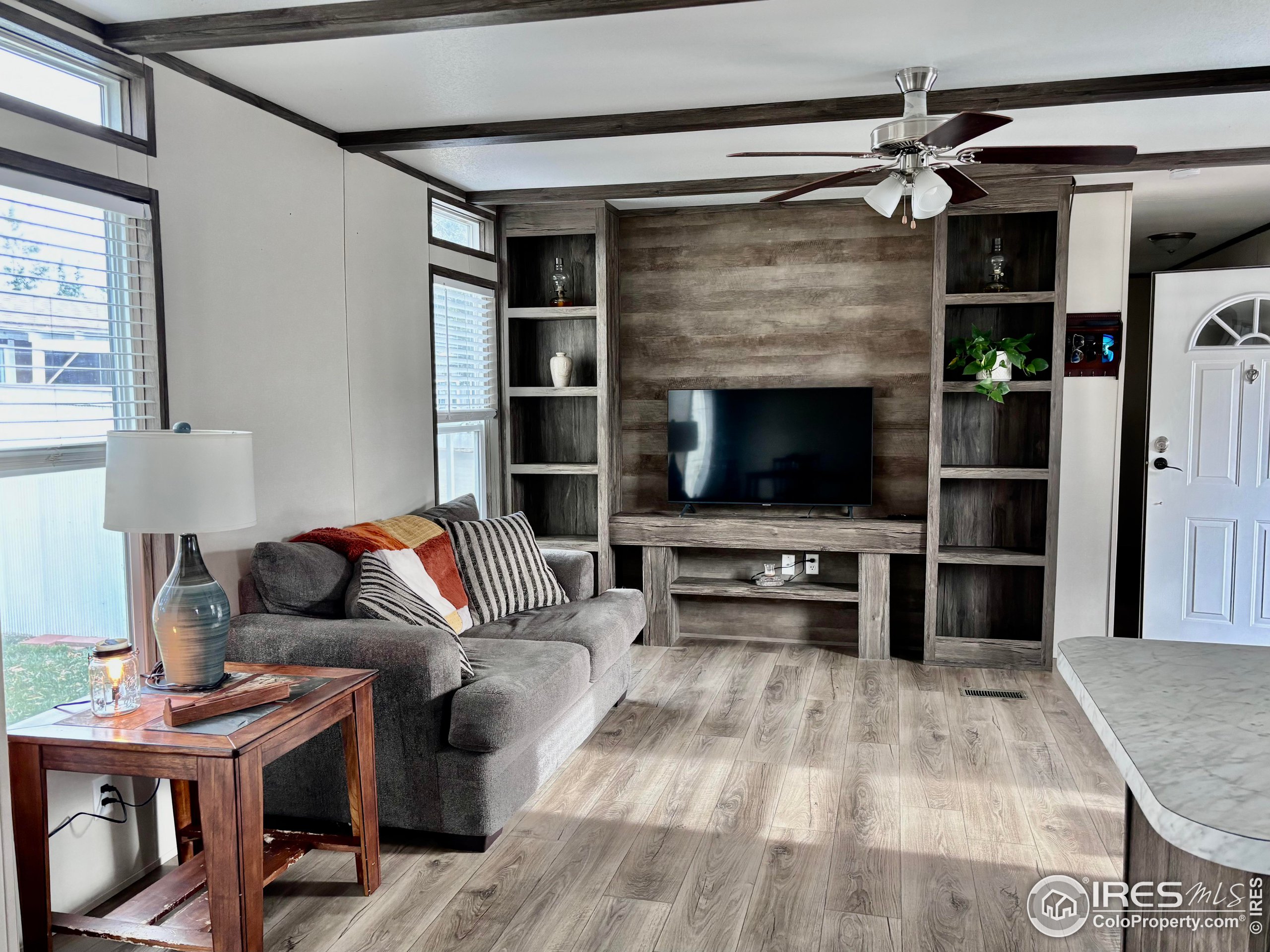 3109 E Mulberry St 10