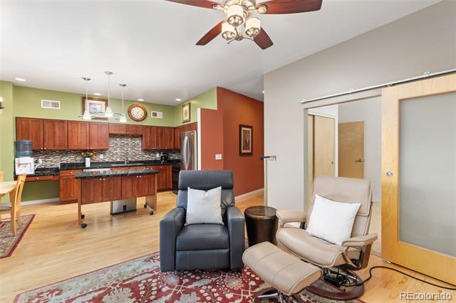 1057 W Century Drive Unit: 114