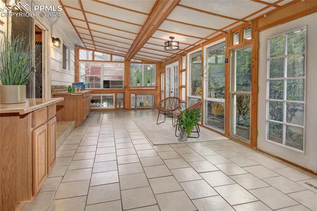 1118 N Chelton Road