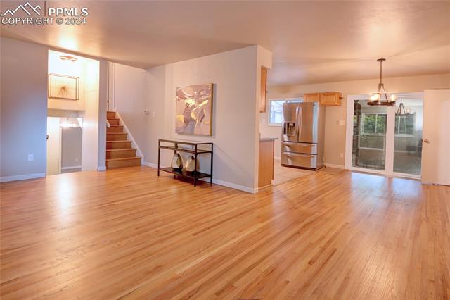 1118 N Chelton Road