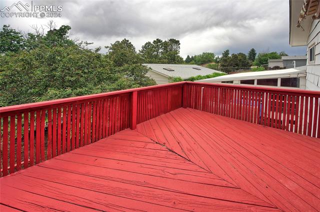 1118 N Chelton Road