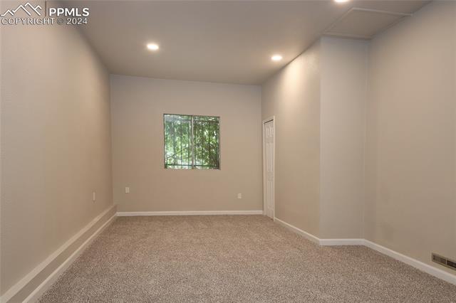 1118 N Chelton Road