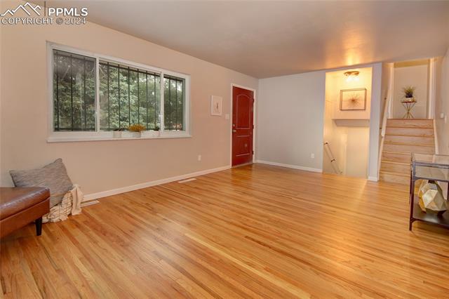 1118 N Chelton Road